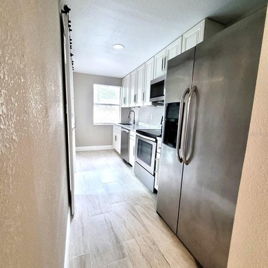 Welcome to a charming opportunity you won't want to miss! This - photo 17