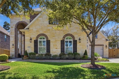 This is the kind of home that simply makes sense the moment you - photo 4
