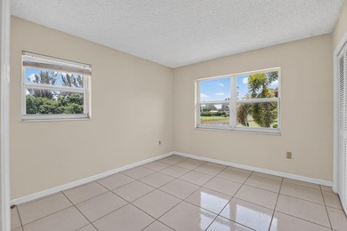 Welcome to this impeccably maintained 2 bedroom, 2 bathroom - photo 25