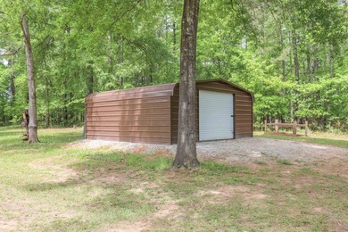Looking for space, privacy, and room to spread out? This 3 - photo 36