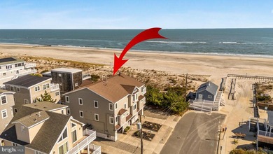 Experience coastal living at its finest in this beautifully - photo 3