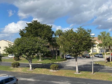 MOTIVATED SELLER!!! PRICED to SELL!! Move right into this - photo 3
