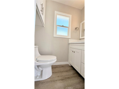 PROPERTY WILL DELIVER VACANT, Extensively renovated in 2024 - photo 28