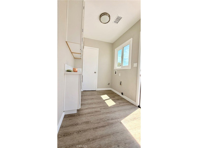 PROPERTY WILL DELIVER VACANT, Extensively renovated in 2024 - photo 29