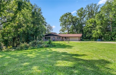 (private lake, pond, creek) Home For Sale in Columbia Station Ohio