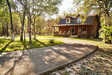 Lake Home For Sale in Athens, Texas