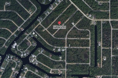 OVERSIZED DOUBLE LOT. Embrace the charm of Port Charlotte with - photo 2