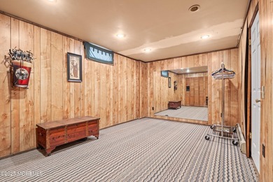 Secluded Privacy in North Dover! Welcome to this custom colonial - photo 48