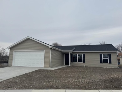 Mirror Lake Home For Sale in Vincennes Indiana