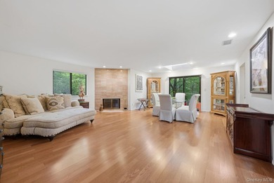 Welcome to 6 Wimbledon Drive, a bright and spacious corner - photo 4
