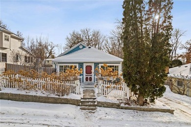 White Bear Lake Home Sale Pending in Mahtomedi Minnesota