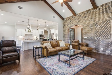 Luxury, space, and craftsmanship come together in this - photo 5
