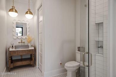 Walk into a huge amount of equity! This custom-built estate - photo 21