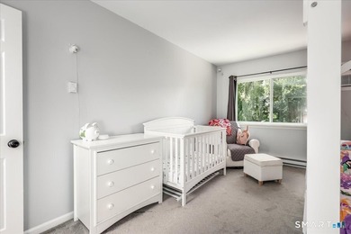 Welcome to this well-maintained and move-in ready condominium - photo 22