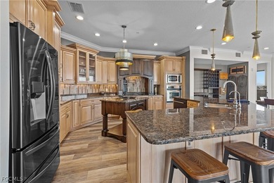 COMPETITIVE SELLER FINANCING OFFERED! Experience luxury - photo 2