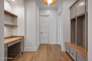 Walk into a huge amount of equity! This custom-built estate - photo 22