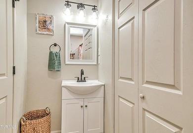 SELLER OFFERING UP TO $5,000 towards Buyer's closing costs with - photo 26