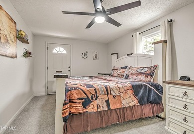 SELLER OFFERING UP TO $5,000 towards Buyer's closing costs with - photo 32