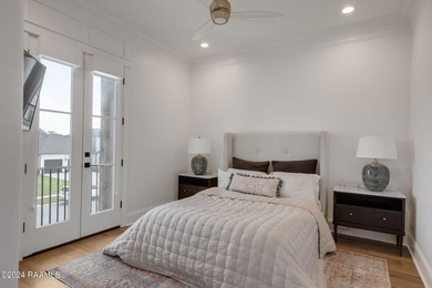 Walk into a huge amount of equity! This custom-built estate - photo 34