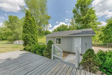 SELLER OFFERING UP TO $5,000 towards Buyer's closing costs with - photo 39