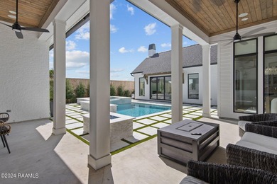Walk into a huge amount of equity! This custom-built estate - photo 41