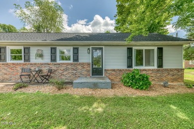 SELLER OFFERING UP TO $5,000 towards Buyer's closing costs with - photo 43