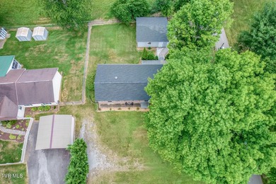 SELLER OFFERING UP TO $5,000 towards Buyer's closing costs with - photo 46