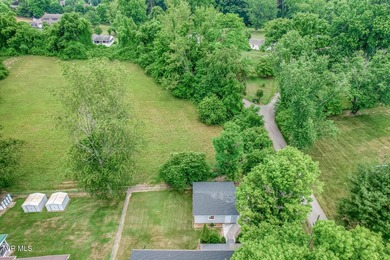 SELLER OFFERING UP TO $5,000 towards Buyer's closing costs with - photo 47