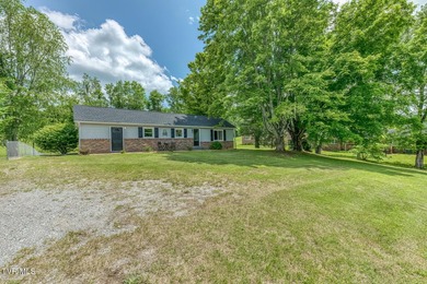 SELLER OFFERING UP TO $5,000 towards Buyer's closing costs with - photo 49