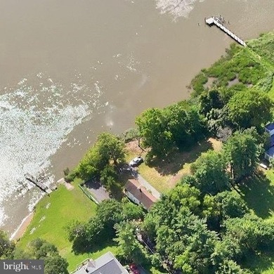 (private lake, pond, coastal) Home For Sale in Upper Marlboro Maryland