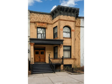 Lake Michigan - Cook County Home Active Under Contract in Chicago Illinois