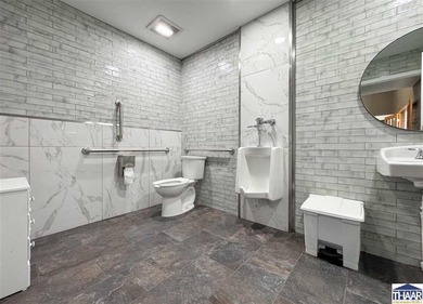 Opportunity at one of Terre Haute's busiest intersections! This