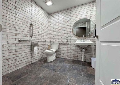 Opportunity at one of Terre Haute's busiest intersections! This