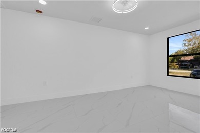 Fully Renovated 4BR Home on Rare DOUBLE LOT. Move-in ready and - photo 17