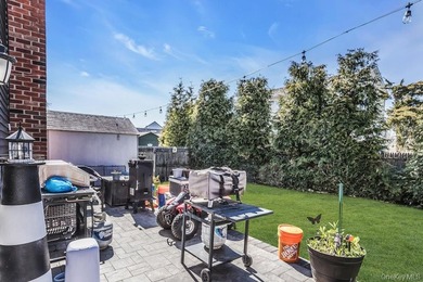 Unpack and enjoy your summer in this well-maintained In-line - photo 25