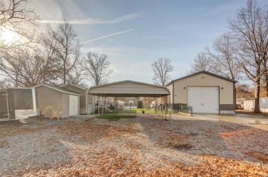 Lake Home For Sale in Carlyle, Illinois