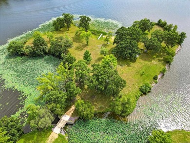 Introducing the exclusive crown jewel of Park Lake, known as - photo 10