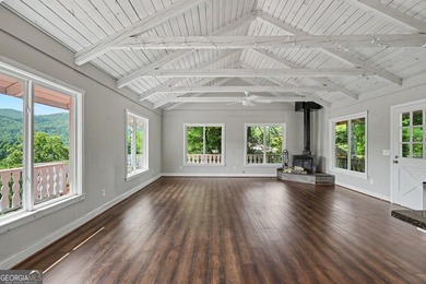 Stunning Mountain Retreat with Panoramic Views & Spacious - photo 8