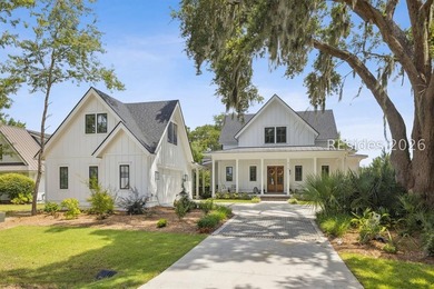 Step into a truly exceptional marshfront retreat where modern - photo 1