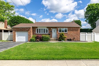 Welcome to this charming 3 Bedroom Ranch nestled in the heart of - photo 2