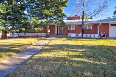 Location! Location! Location! Experience comfort in this - photo 2