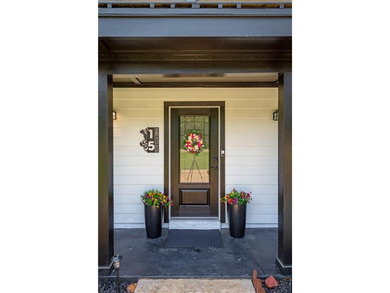 Distinctive architecture, extensive updates, and inviting - photo 7