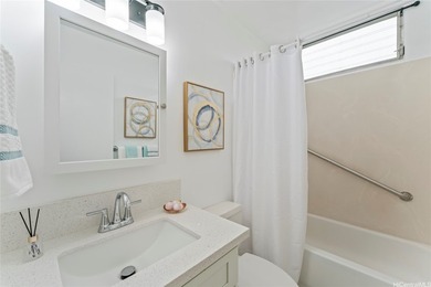 Rare 3-bedroom opportunity at Fairway Gardens in Salt Lake! This - photo 8