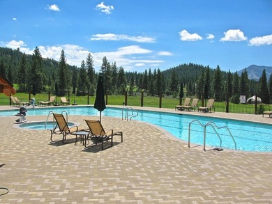 WHERE THE PINES MEET LUXURY LIVING! Discover the perfect setting - photo 23