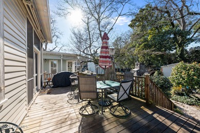 Located in New Bern's sought-after Riverside Historic District - photo 31