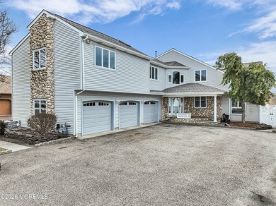 Mother / Daughter Custom home that must bee seen! This home - photo 8