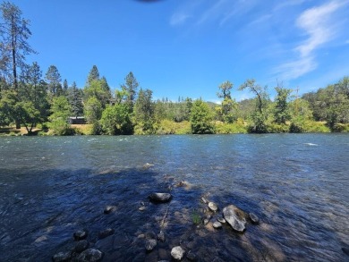 Lake Home Sale Pending in Shady Cove, Oregon