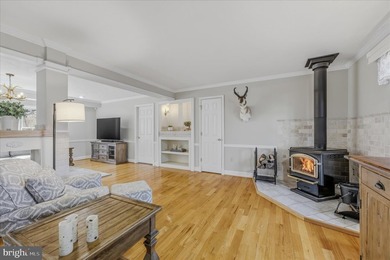 This custom Cape Cod offers approximately 2,600 square feet set - photo 10