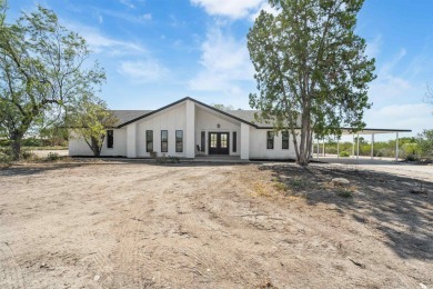 Lake Home For Sale in Del Rio, Texas