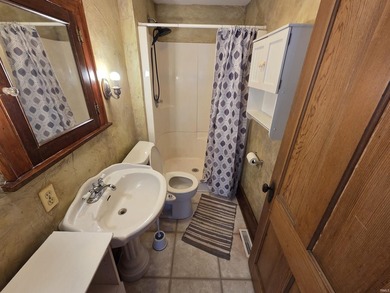 Charmer of Yesteryear! An Old-World Victorian with Endless - photo 15